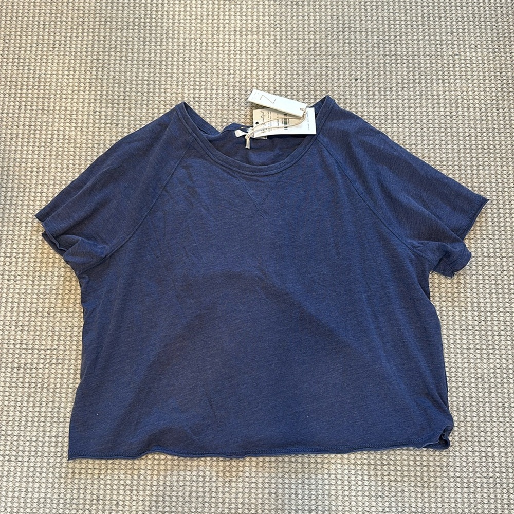 Women’s Z Supply short sleeve shirt
